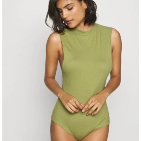 Cotton On Green Fitted Bodysuit - Picture 1 of 3